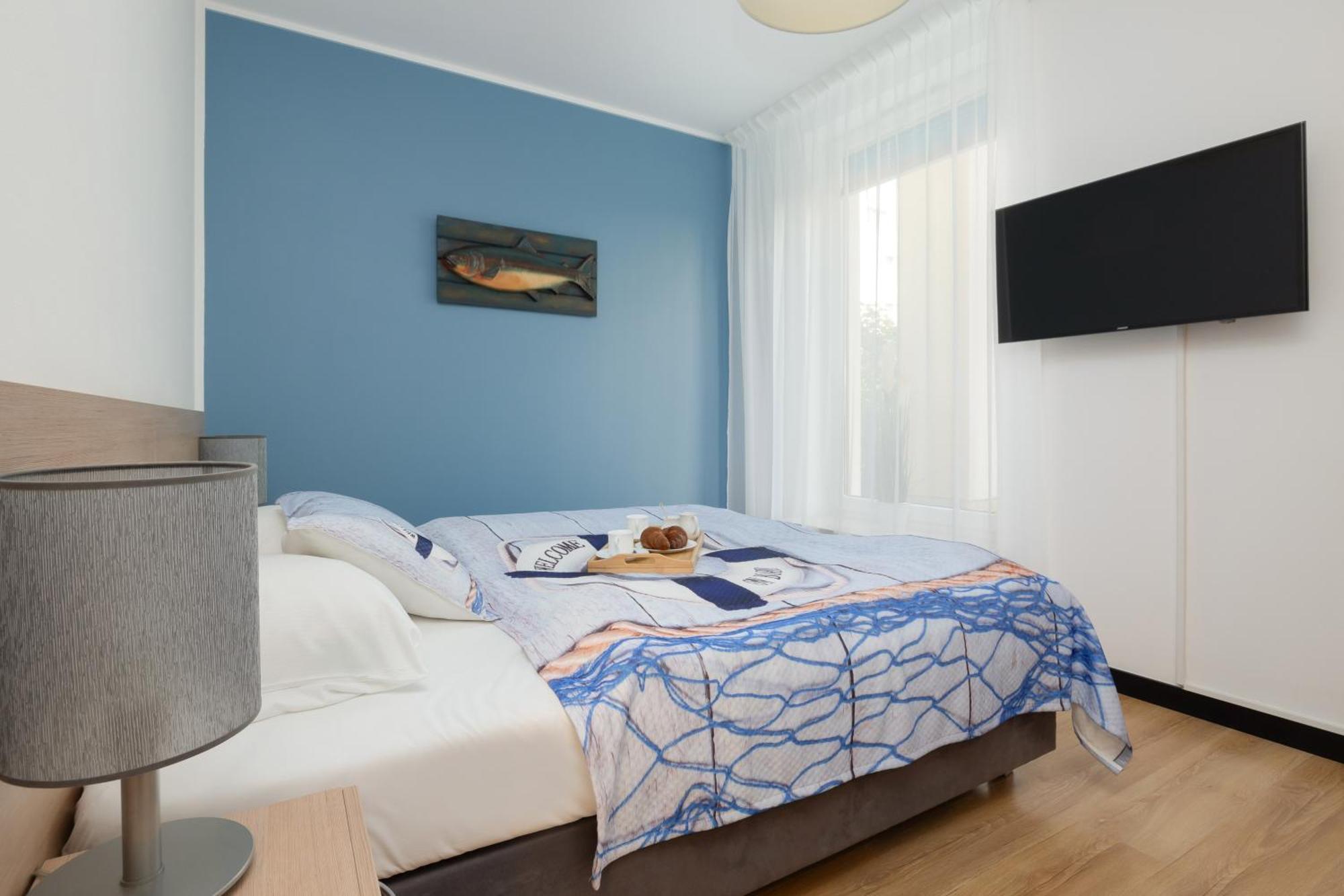 Aquamarina Apartment With Terrace - Close To The Beach - By Renters ミエンジズドロイェ エクステリア 写真