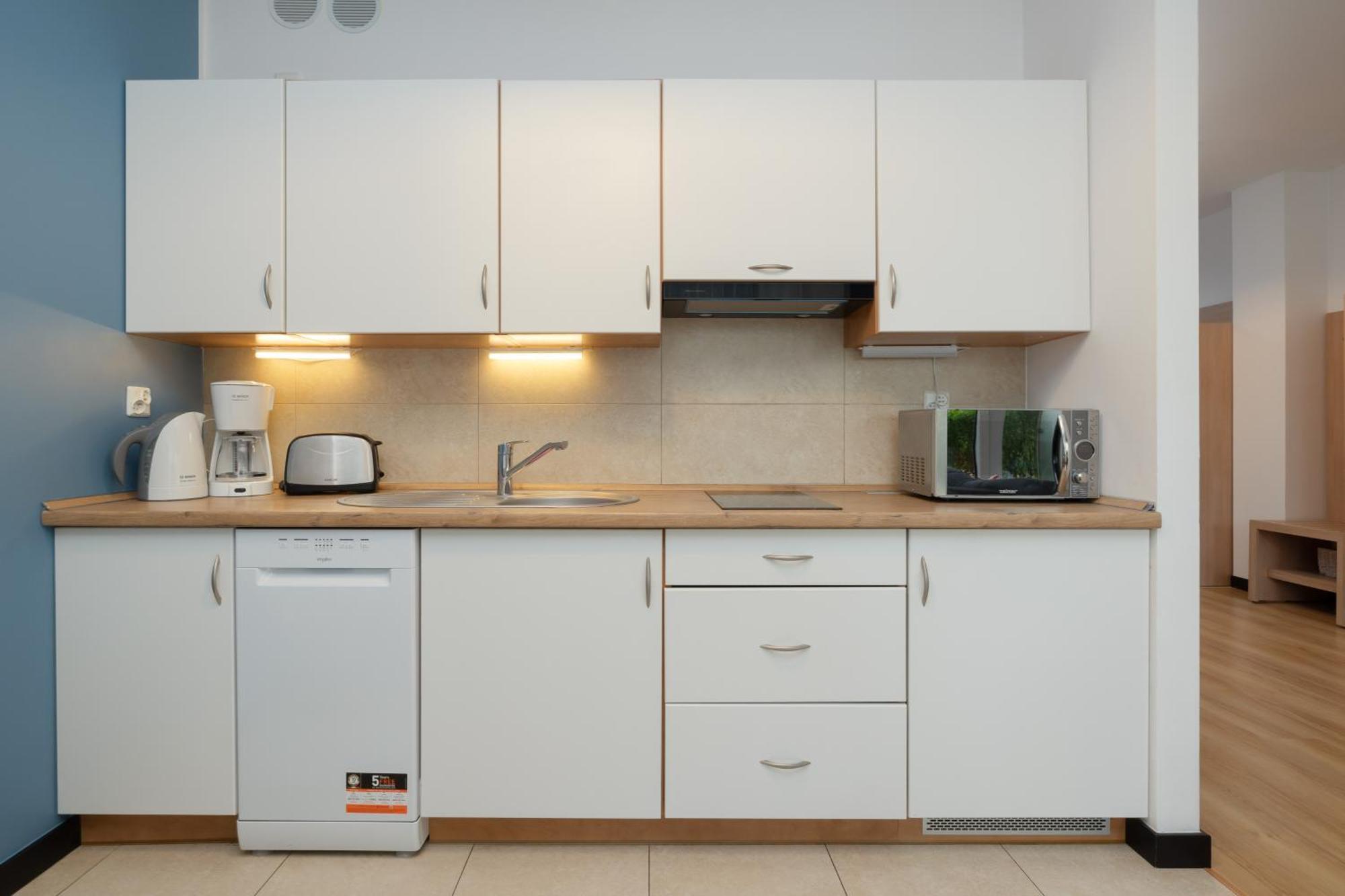 Aquamarina Apartment With Terrace - Close To The Beach - By Renters ミエンジズドロイェ エクステリア 写真