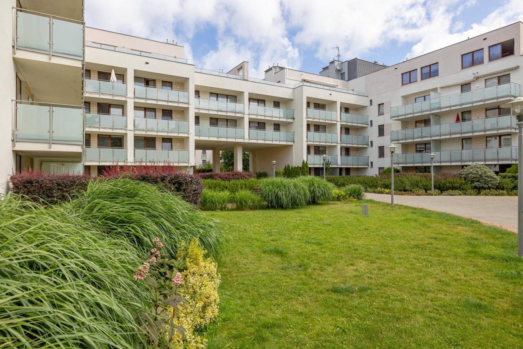 Aquamarina Apartment With Terrace - Close To The Beach - By Renters ミエンジズドロイェ エクステリア 写真